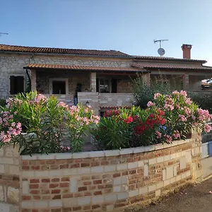  Apartment Memic 100 M Do Plaze, Memic Only 100m From