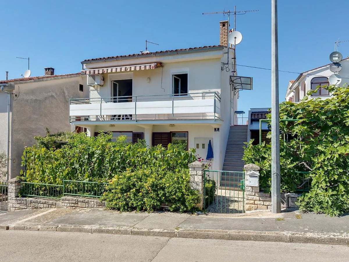 Tasha Apartment Porec